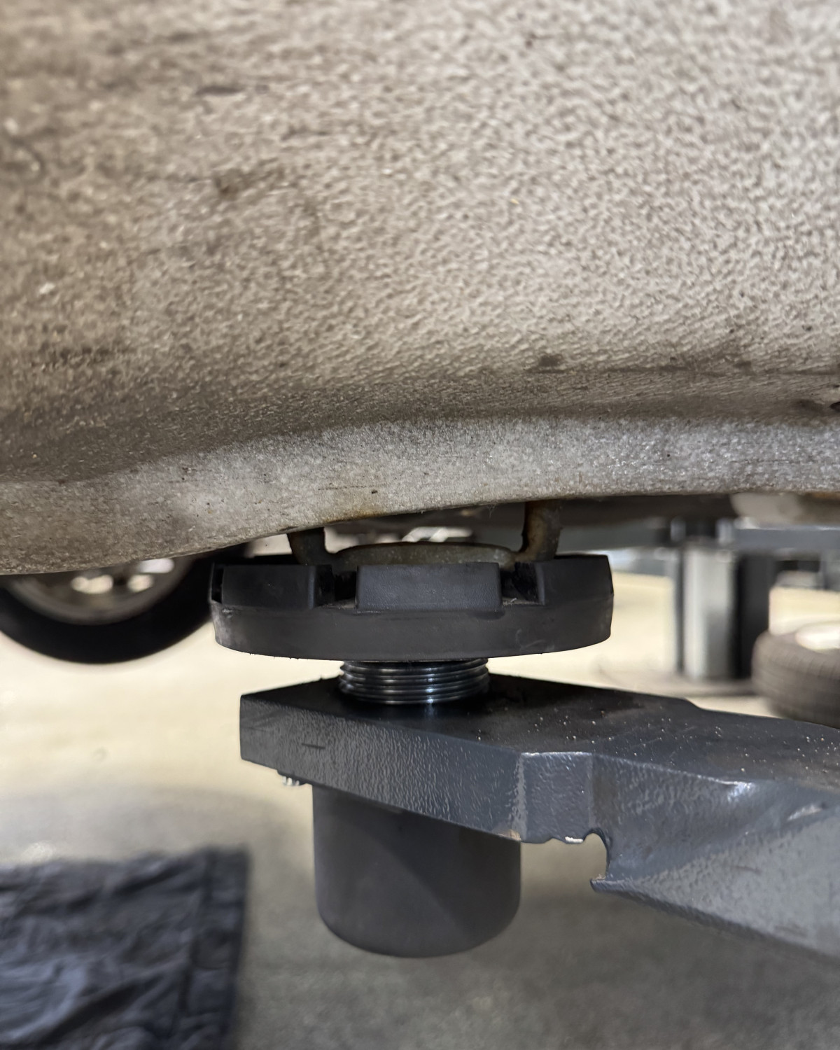 Auto hochheben – aber richtig!
